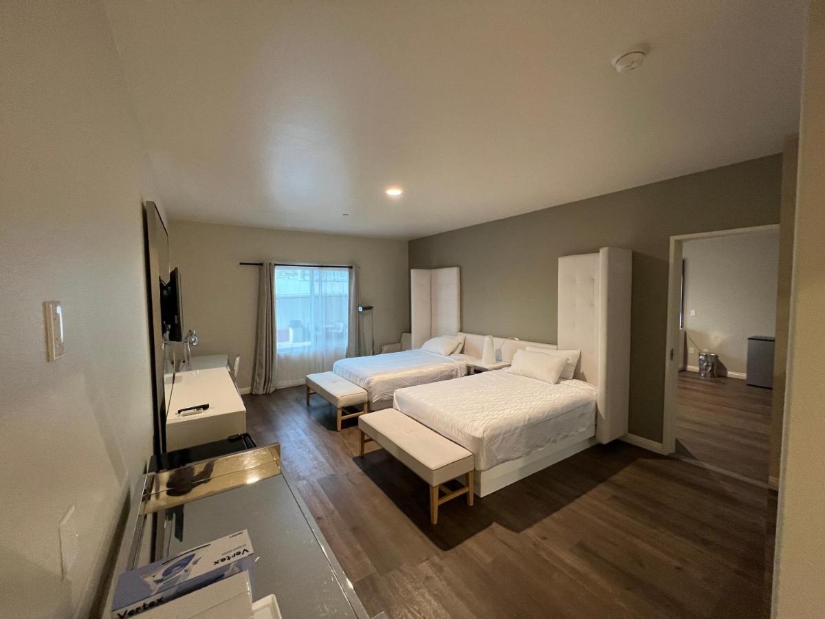 Aspire Inn & Suites Orange Bagian luar foto